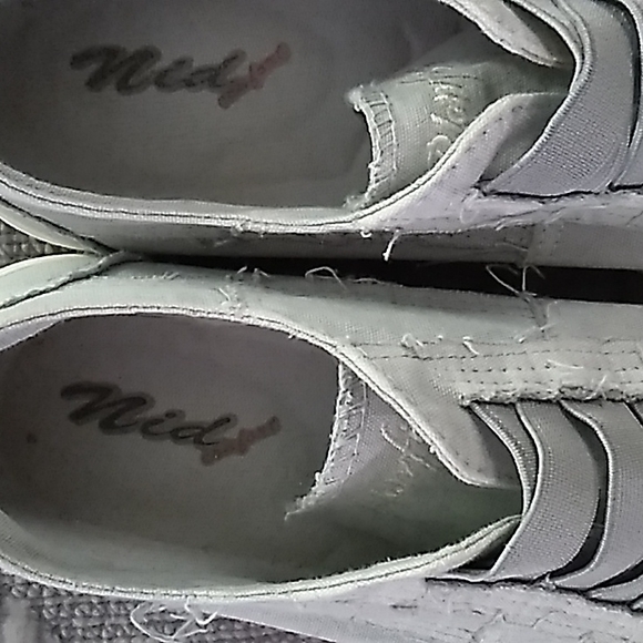 Blowfish Sneakers! - Picture 3 of 6